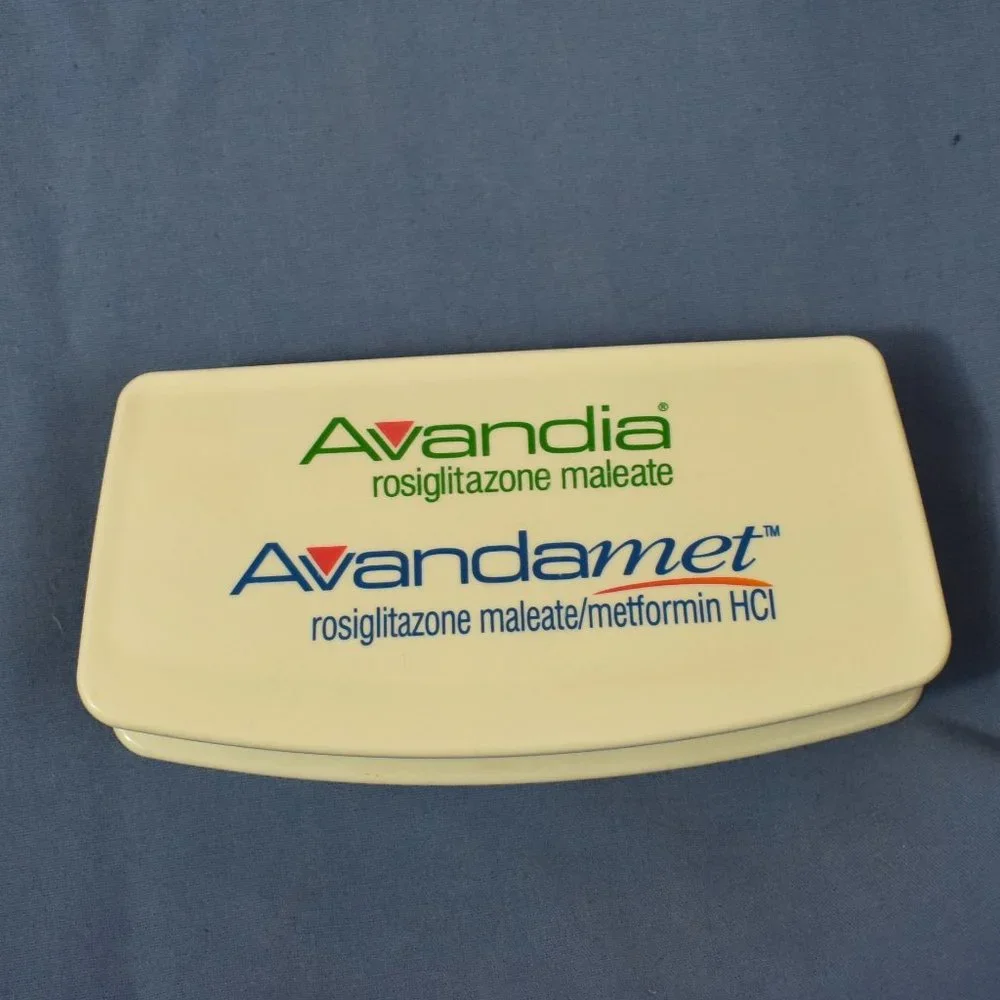 Avandia Medical Drug Rep Pharmaceutical Advertising Binder Clip Sale Promotional
